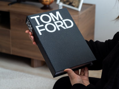 Siyah Deri Görünümlü Tom Ford Dekoratif Sahte Kitap Kutusu